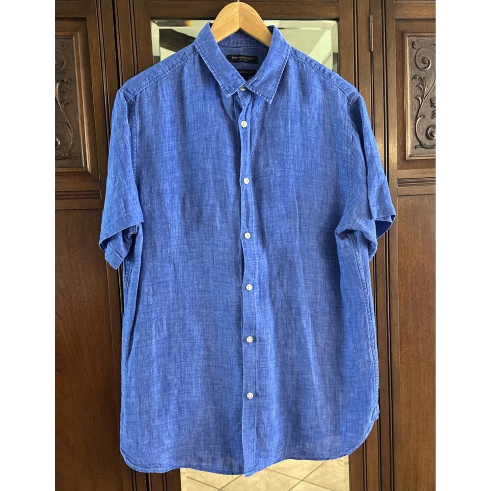 Banana Republic Short Sleeve Button-Down Size M Blue  100% Linen Preppy Camden